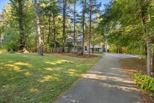 3 Woodland Dr, Easton, MA 02375