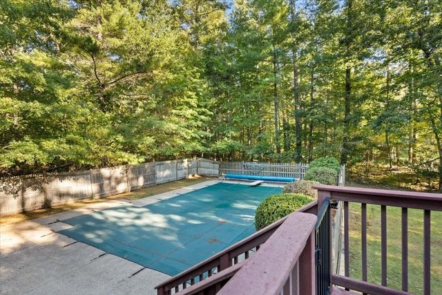3 Woodland Dr, Easton, MA 02375