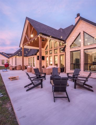 2900 Deer Run Trail, Farmersville, TX 75442