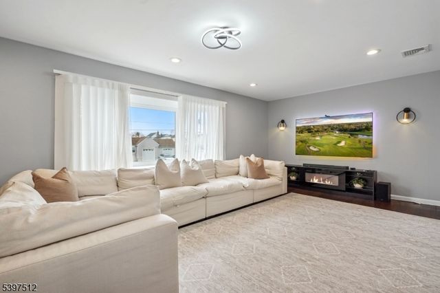 2389 Steuben St, Union Twp., NJ 07083