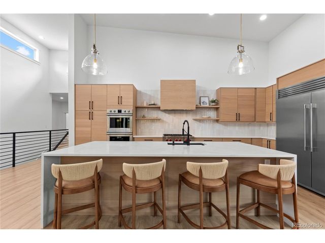 2901 S Bellaire St, Denver, CO 80222