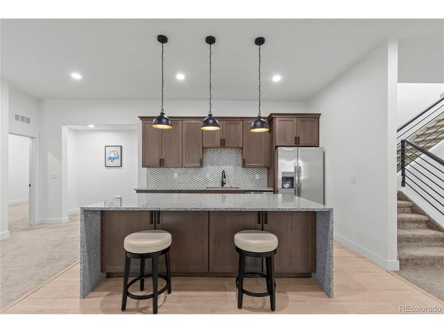 2901 S Bellaire St, Denver, CO 80222