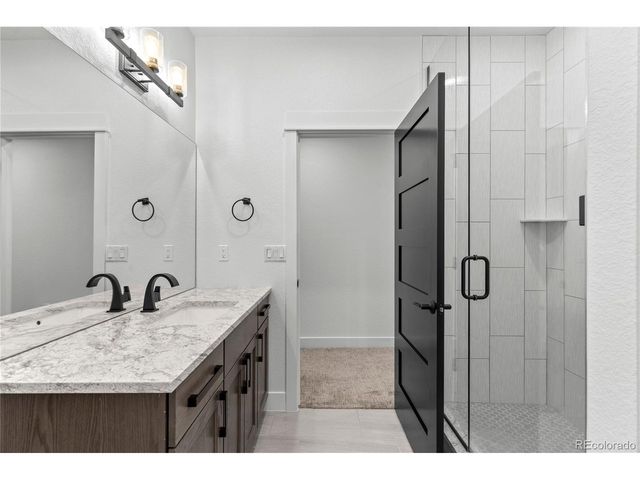 2901 S Bellaire St, Denver, CO 80222