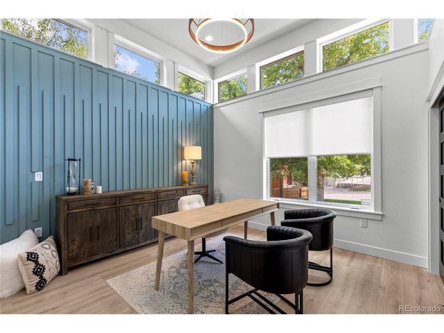 2901 S Bellaire St, Denver, CO 80222