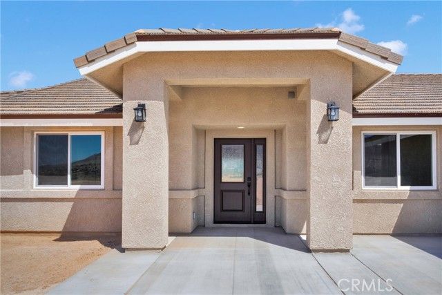 10647 Central Road, Apple Valley, CA 92308