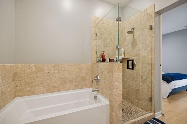 3104 W Lake Street 403, Minneapolis, MN 55416