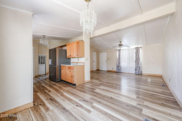 10951 N 91st Avenue 16, Peoria, AZ 85345