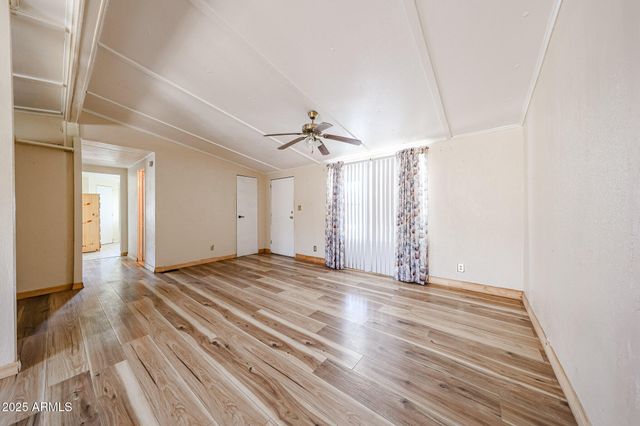 10951 N 91st Avenue 16, Peoria, AZ 85345