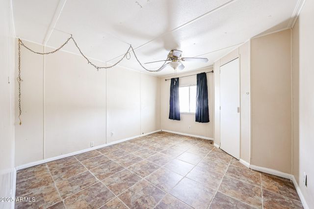 10951 N 91st Avenue 16, Peoria, AZ 85345