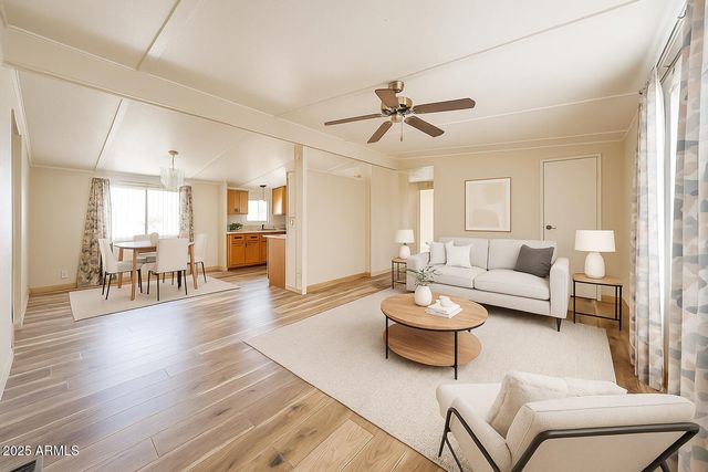 10951 N 91st Avenue 16, Peoria, AZ 85345