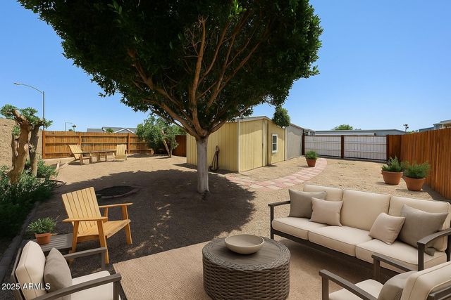 10951 N 91st Avenue 16, Peoria, AZ 85345