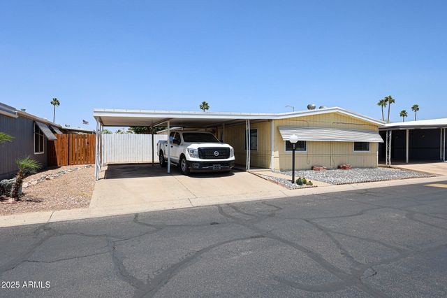 10951 N 91st Avenue 16, Peoria, AZ 85345