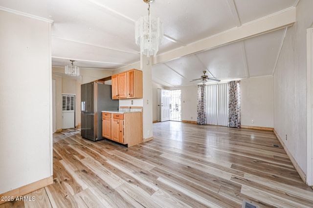 10951 N 91st Avenue 16, Peoria, AZ 85345