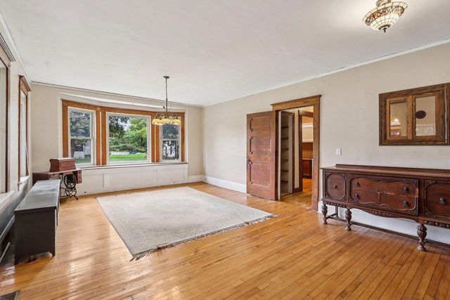 217 S Lincoln STREET, Elkhorn, WI 53121