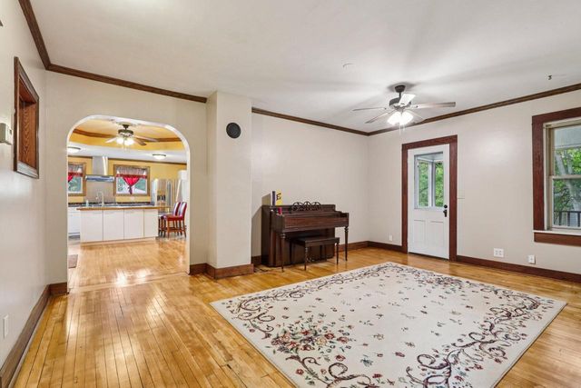 217 S Lincoln STREET, Elkhorn, WI 53121