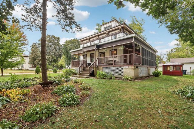 217 S Lincoln STREET, Elkhorn, WI 53121