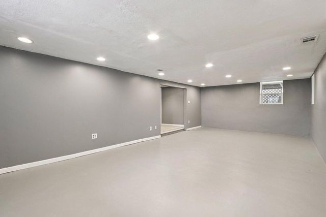 217 S Lincoln STREET, Elkhorn, WI 53121