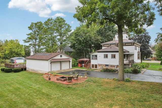 217 S Lincoln STREET, Elkhorn, WI 53121