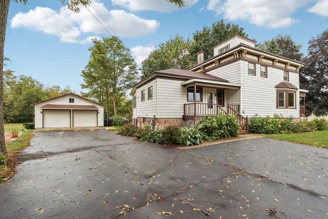 217 S Lincoln STREET, Elkhorn, WI 53121