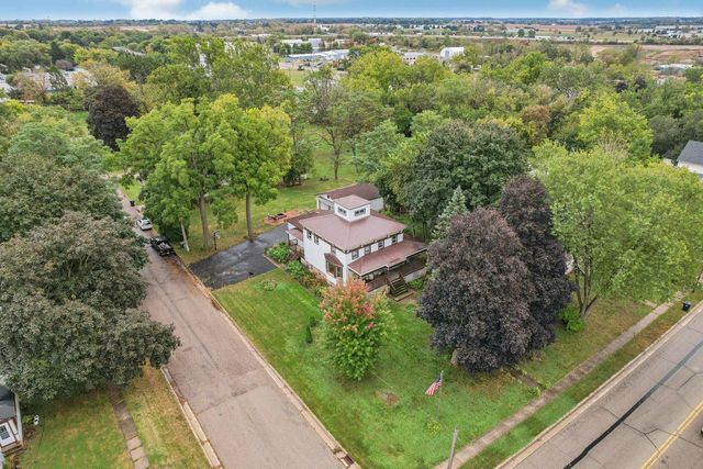 217 S Lincoln STREET, Elkhorn, WI 53121