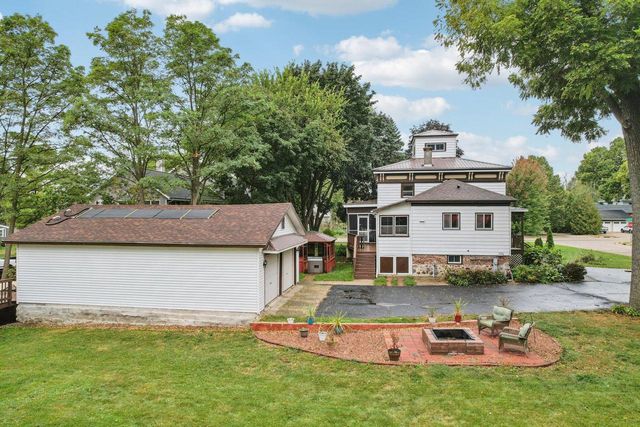 217 S Lincoln STREET, Elkhorn, WI 53121