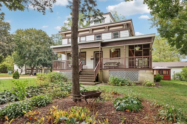 217 S Lincoln STREET, Elkhorn, WI 53121