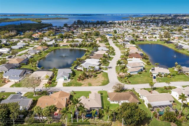 5107 86TH STREET COURT W, Bradenton, FL 34210