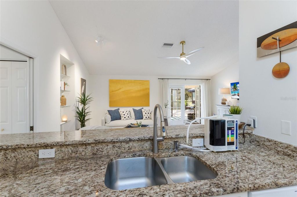 Image 11 of property listing at 5107 86TH STREET COURT W, Bradenton, FL 34210