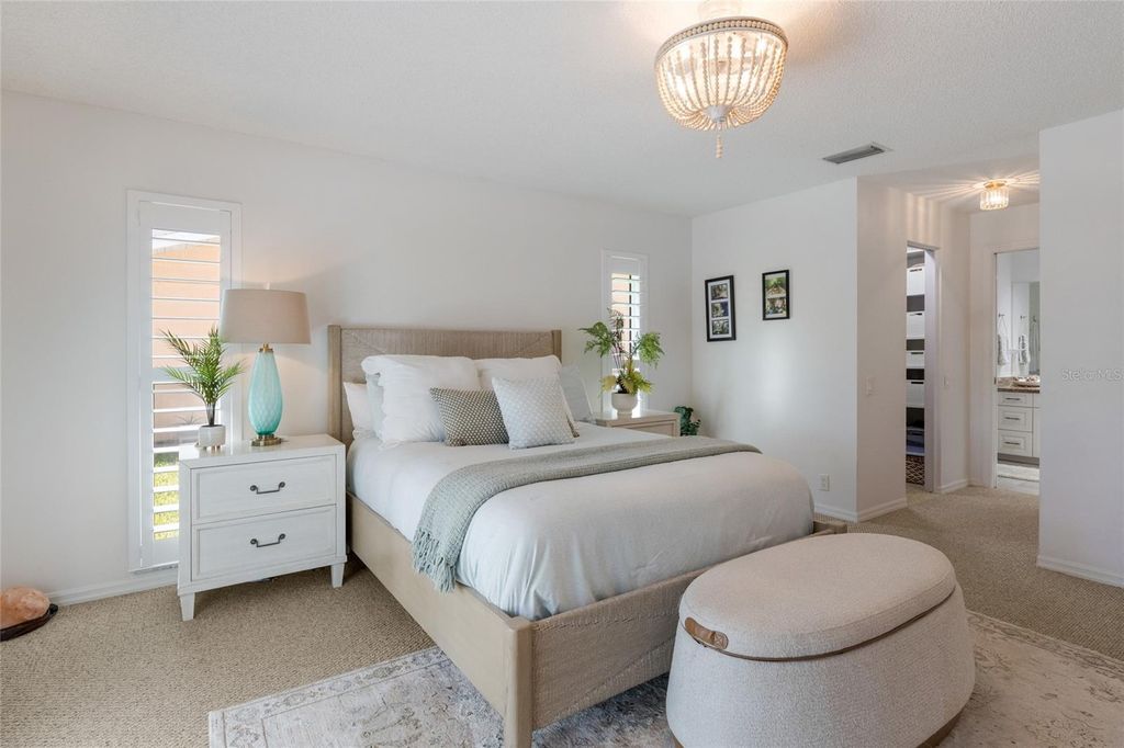 Image 18 of property listing at 5107 86TH STREET COURT W, Bradenton, FL 34210