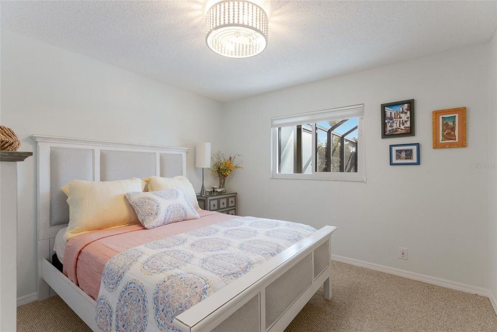 Image 22 of property listing at 5107 86TH STREET COURT W, Bradenton, FL 34210