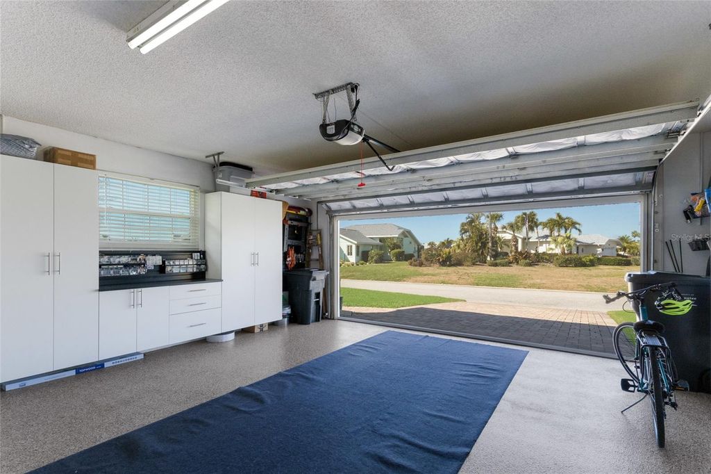 Image 27 of property listing at 5107 86TH STREET COURT W, Bradenton, FL 34210