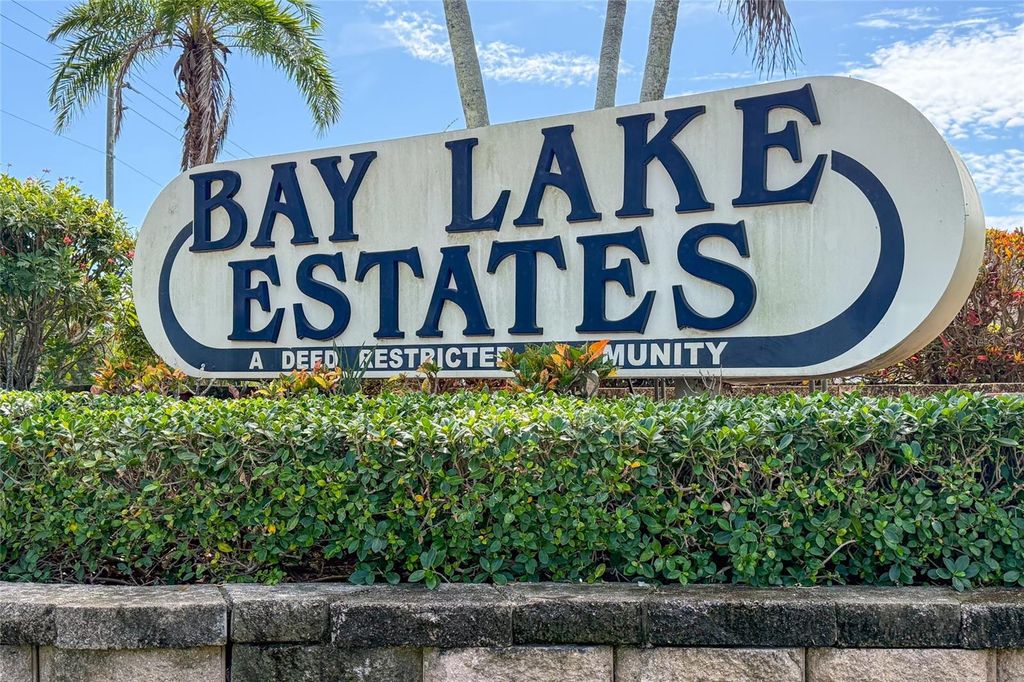 Image 46 of property listing at 5107 86TH STREET COURT W, Bradenton, FL 34210