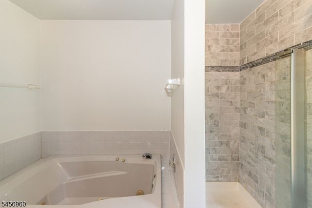 11 Franklin Ct, Montville Twp., NJ 07045