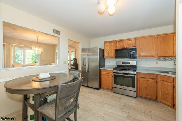 11 Franklin Ct, Montville Twp., NJ 07045
