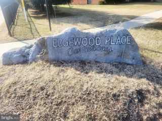 1633 EDGEWOOD PL #201, Hagerstown, MD 21740