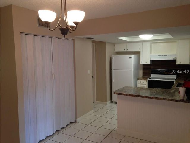 7640 DESOTO COURT, Tampa, FL 33615