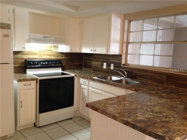 7640 DESOTO COURT, Tampa, FL 33615