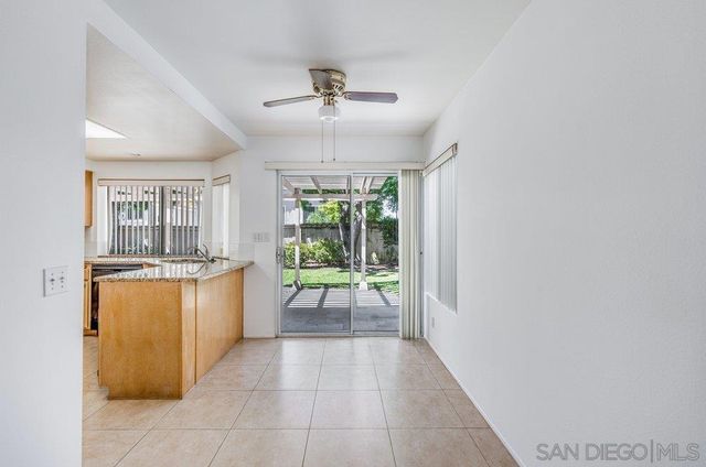 1979 Spanish Oak Way, Vista, CA 92081