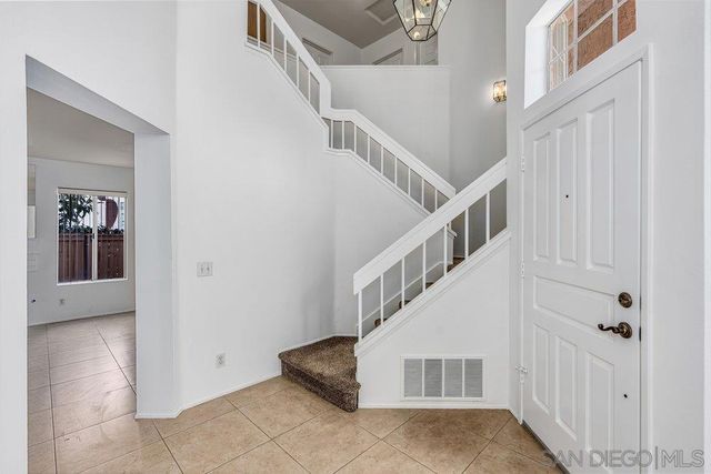 1979 Spanish Oak Way, Vista, CA 92081