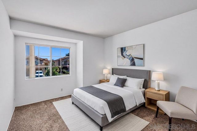 1979 Spanish Oak Way, Vista, CA 92081