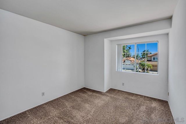 1979 Spanish Oak Way, Vista, CA 92081