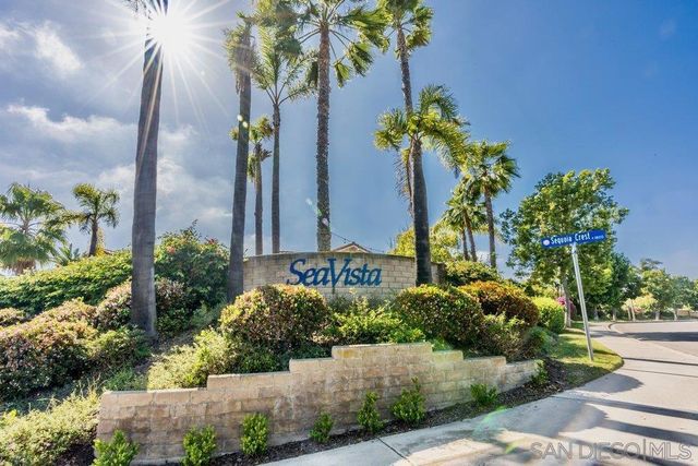 1979 Spanish Oak Way, Vista, CA 92081