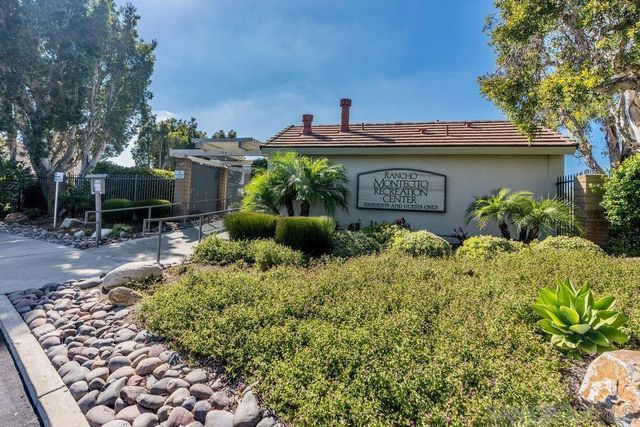 1979 Spanish Oak Way, Vista, CA 92081