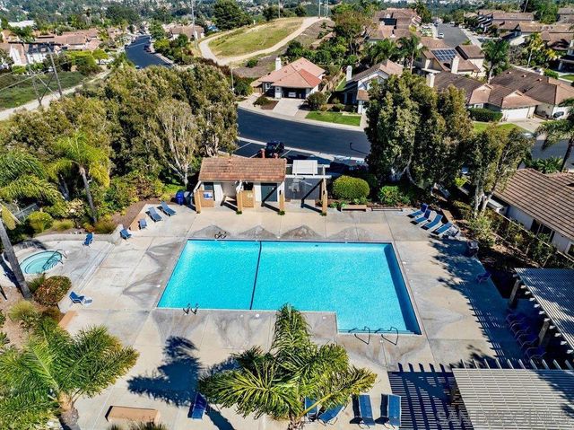 1979 Spanish Oak Way, Vista, CA 92081