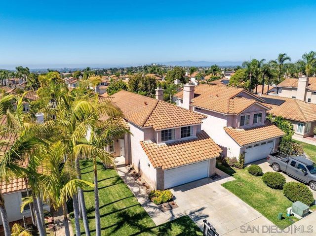 1979 Spanish Oak Way, Vista, CA 92081