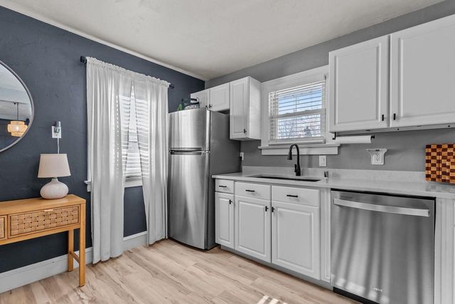 539 W BREWSTER STREET, Appleton, WI 54911