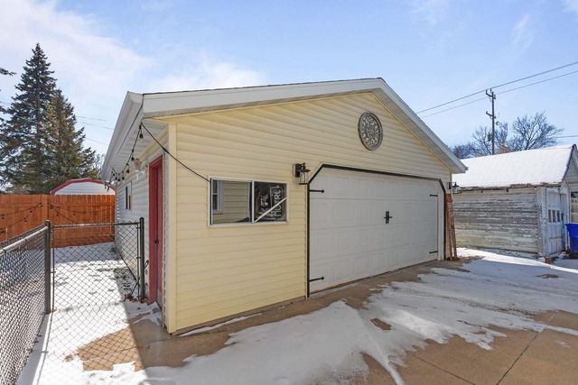 539 W BREWSTER STREET, Appleton, WI 54911