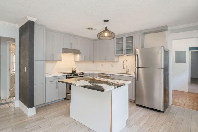 3174 Earl Kennedy Road, Crestview, FL 32539