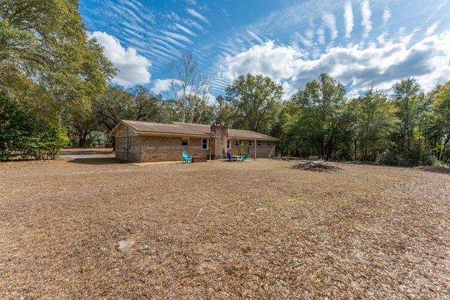 3174 Earl Kennedy Road, Crestview, FL 32539