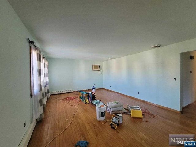 46 E Central Boulevard 2ND FLOOR, Palisades Park, NJ 07650
